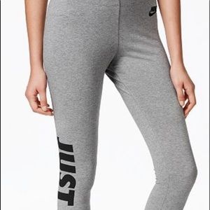 Size MEDIUM grey Nike Leggings